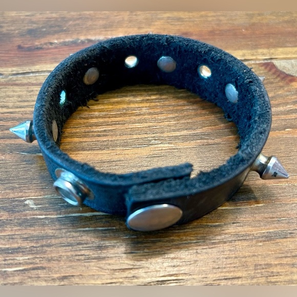 Leather Cuffs x5 | Punk / Metal Music | Rock Star Style | Genuine Leather - Picture 10 of 15